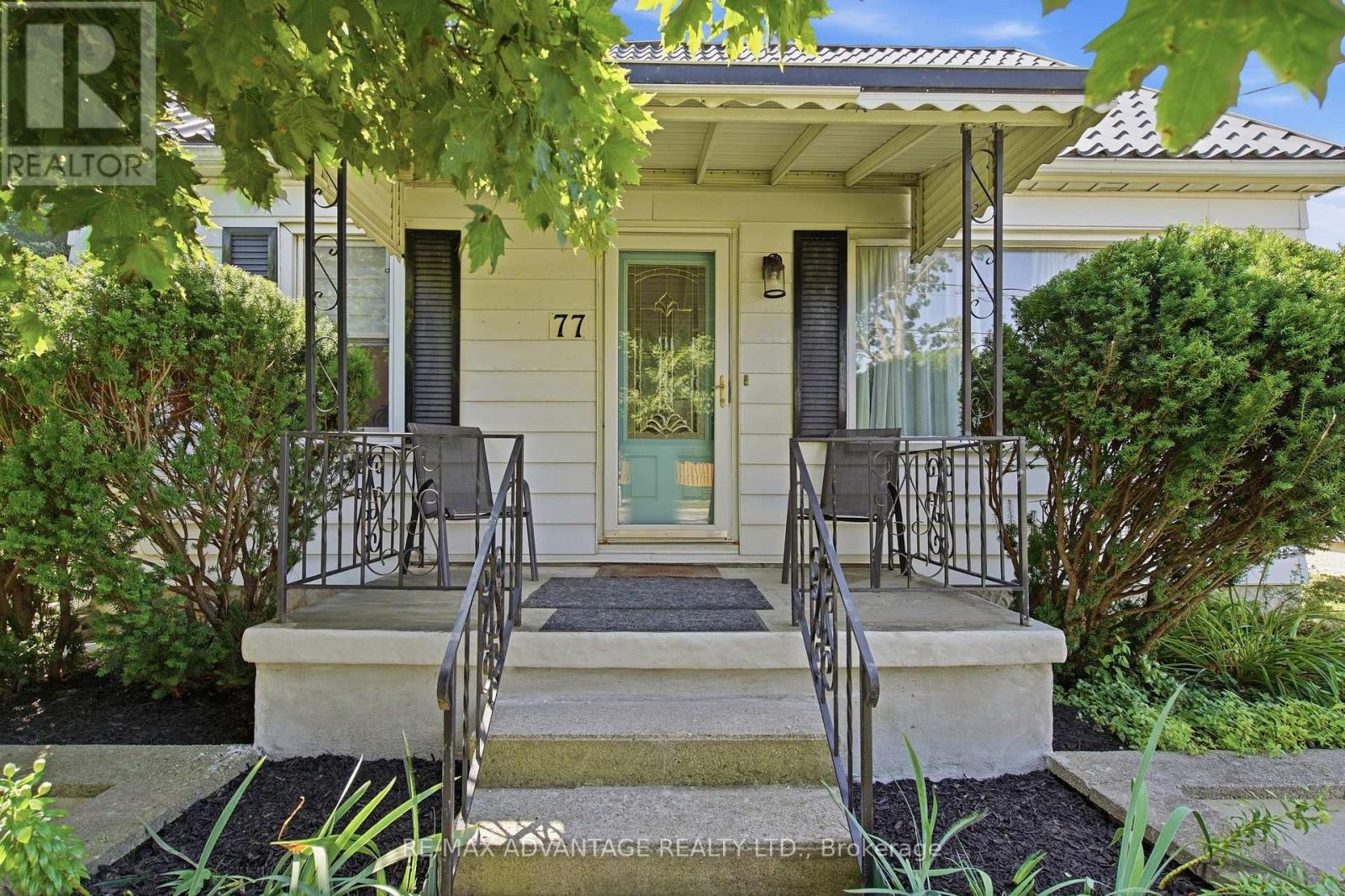 77 First Avenue Property Photo 3
