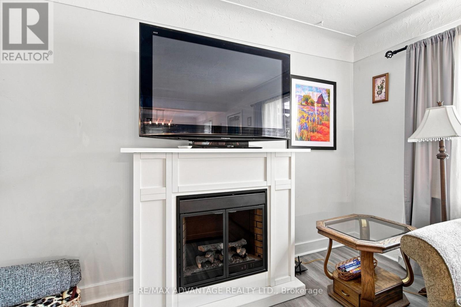 77 First Avenue Property Photo 9
