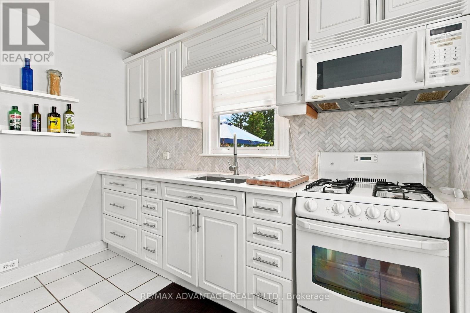 77 First Avenue Property Photo 13