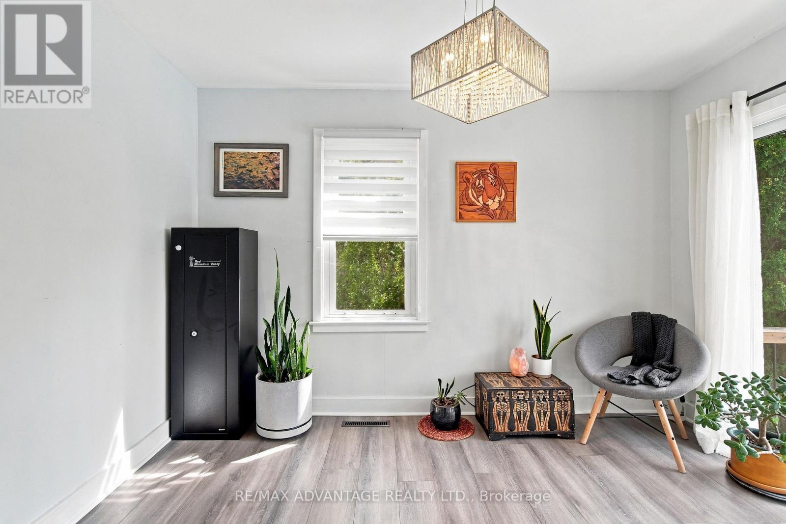 77 First Avenue Property Photo 16
