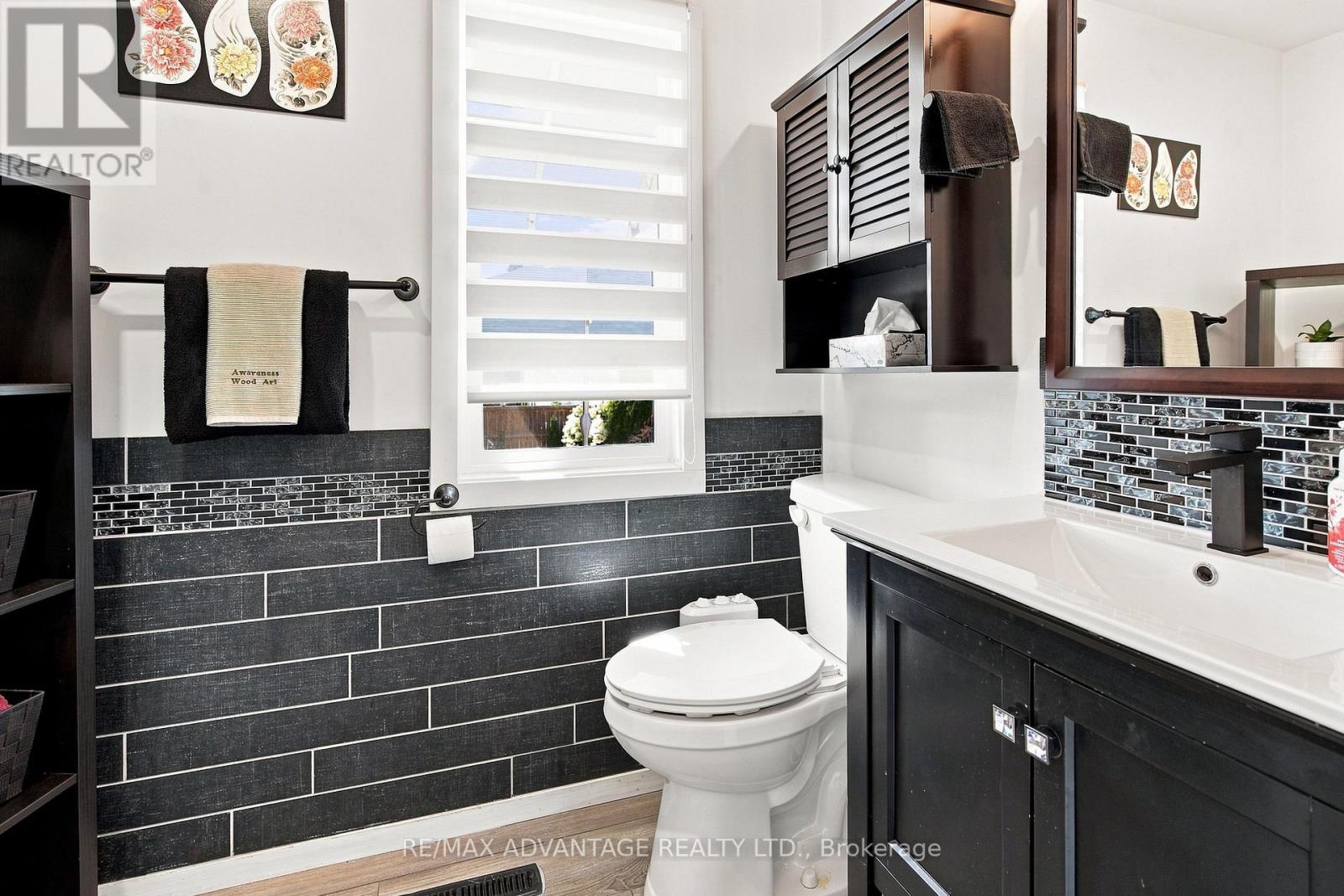 77 First Avenue Property Photo 19