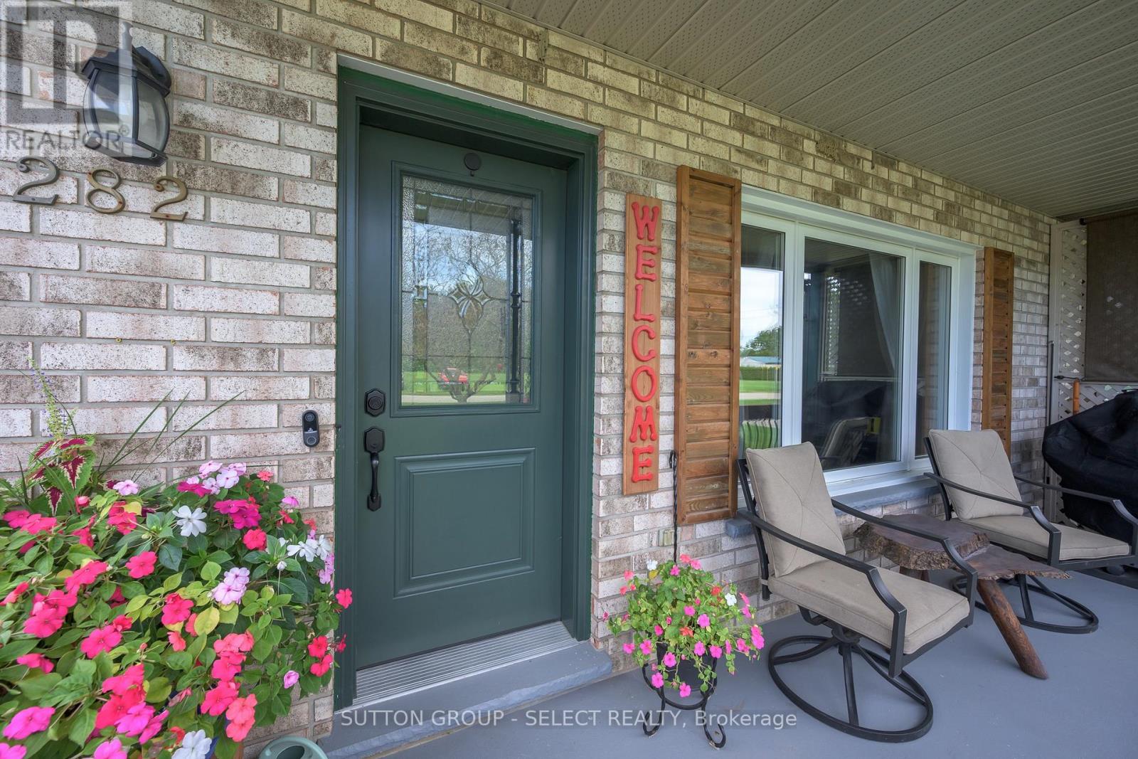 282 Marsh Line Property Photo 4