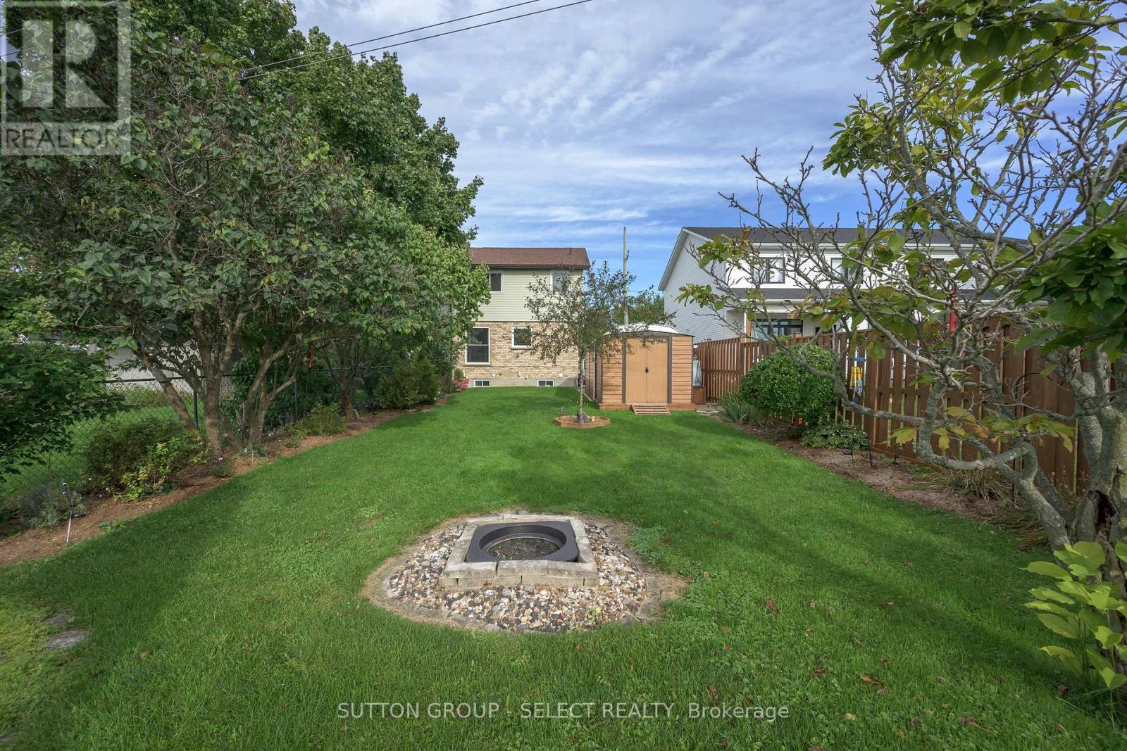 282 Marsh Line Property Photo 8