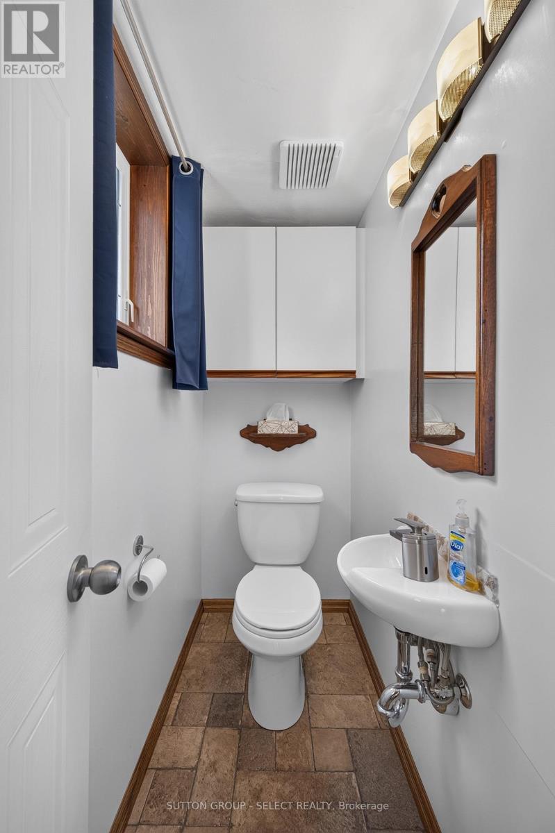 282 Marsh Line Property Photo 22
