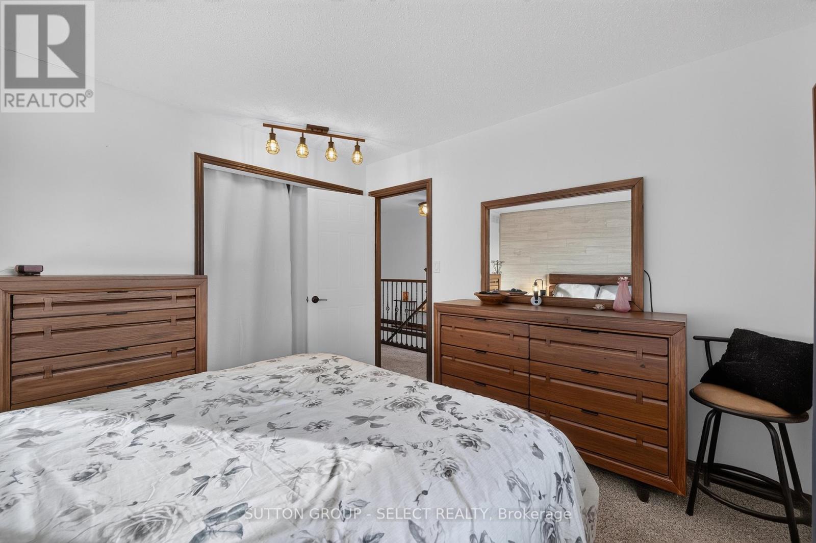 282 Marsh Line Property Photo 27