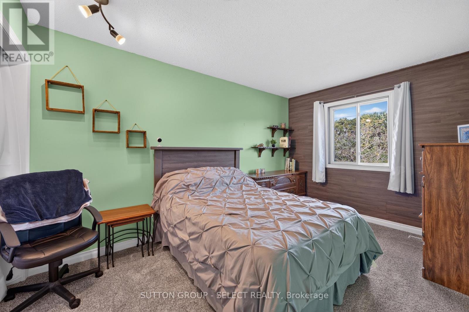 282 Marsh Line Property Photo 28