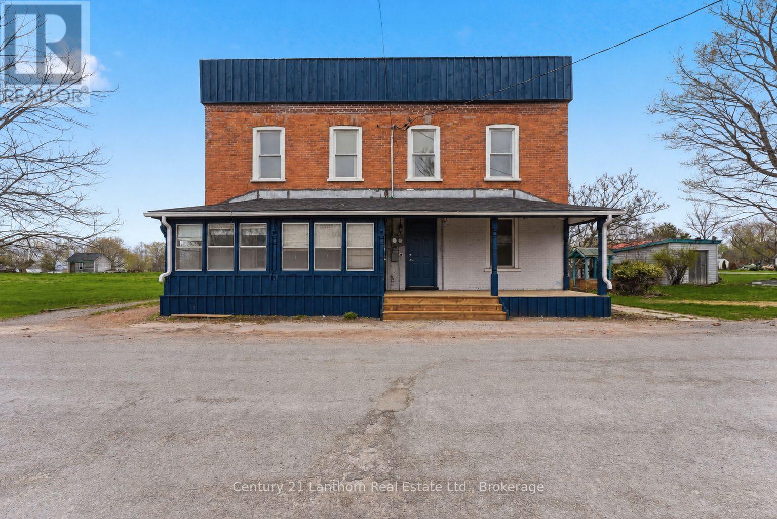 16 Store Street Property Photo 2