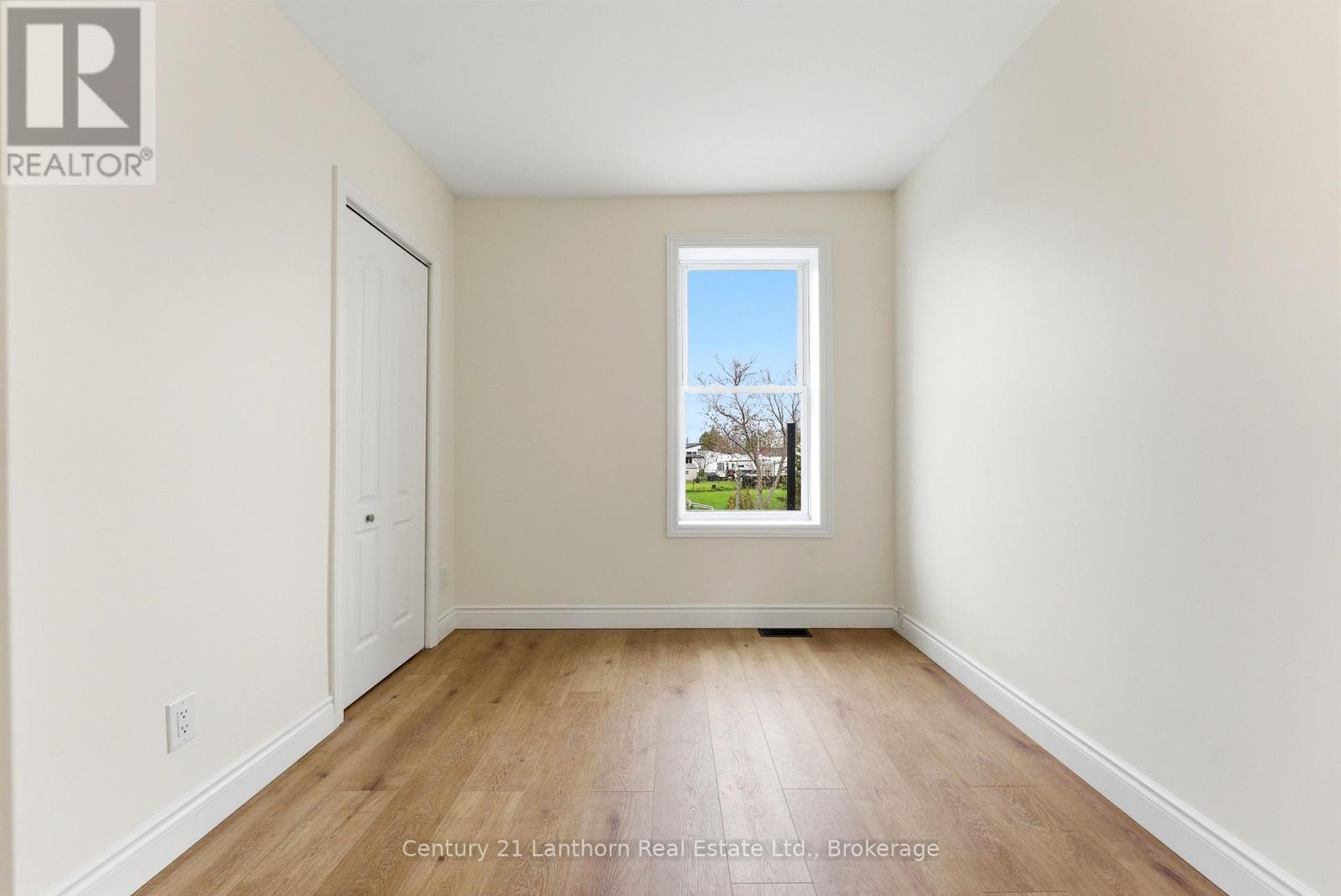 16 Store Street Property Photo 20