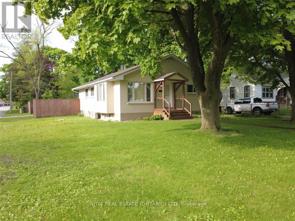 755 TALFOURD STREET Property Photo 1