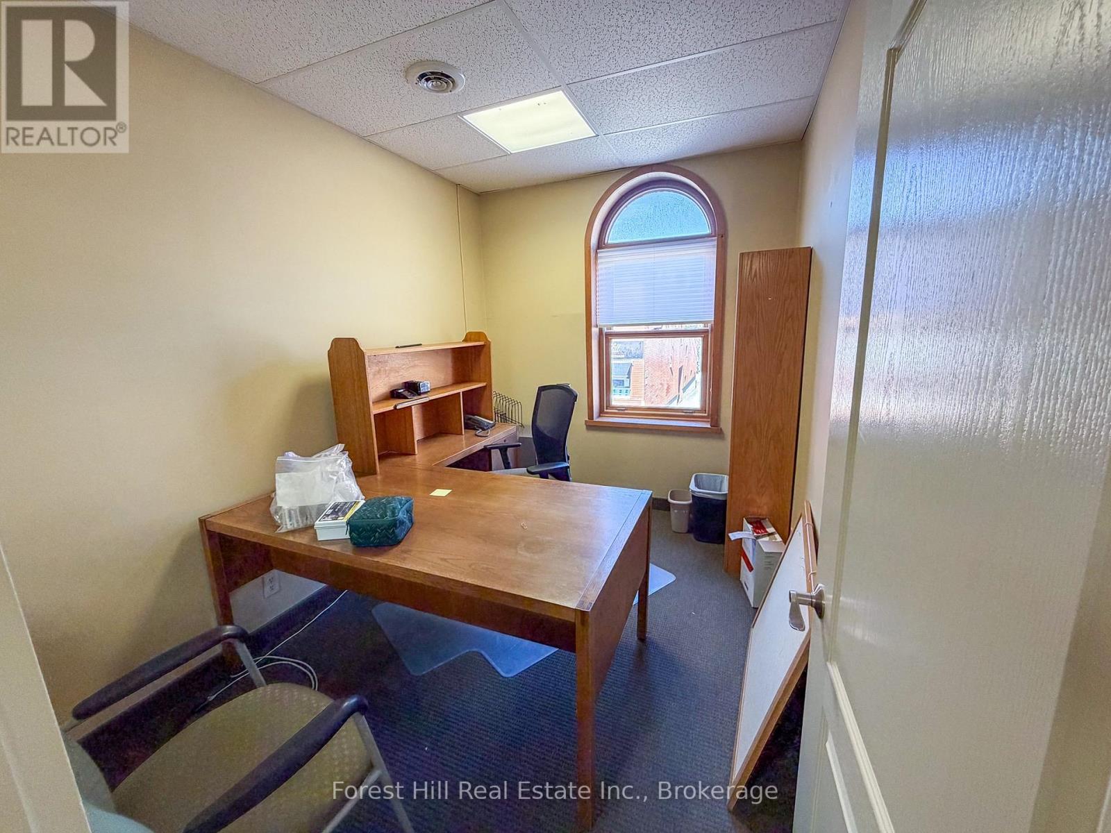 16 Manitoba Street Property Photo 25