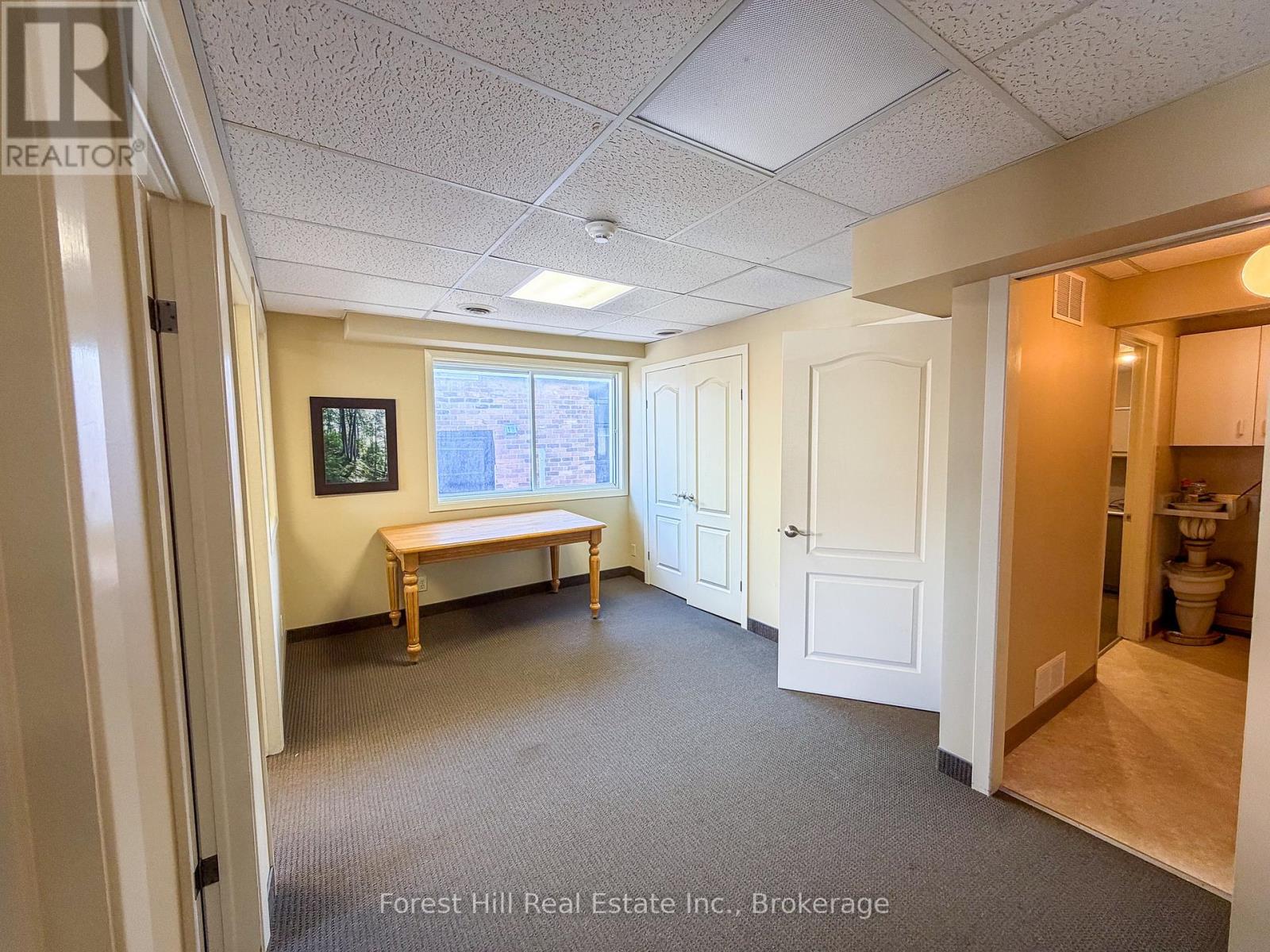 16 Manitoba Street Property Photo 29