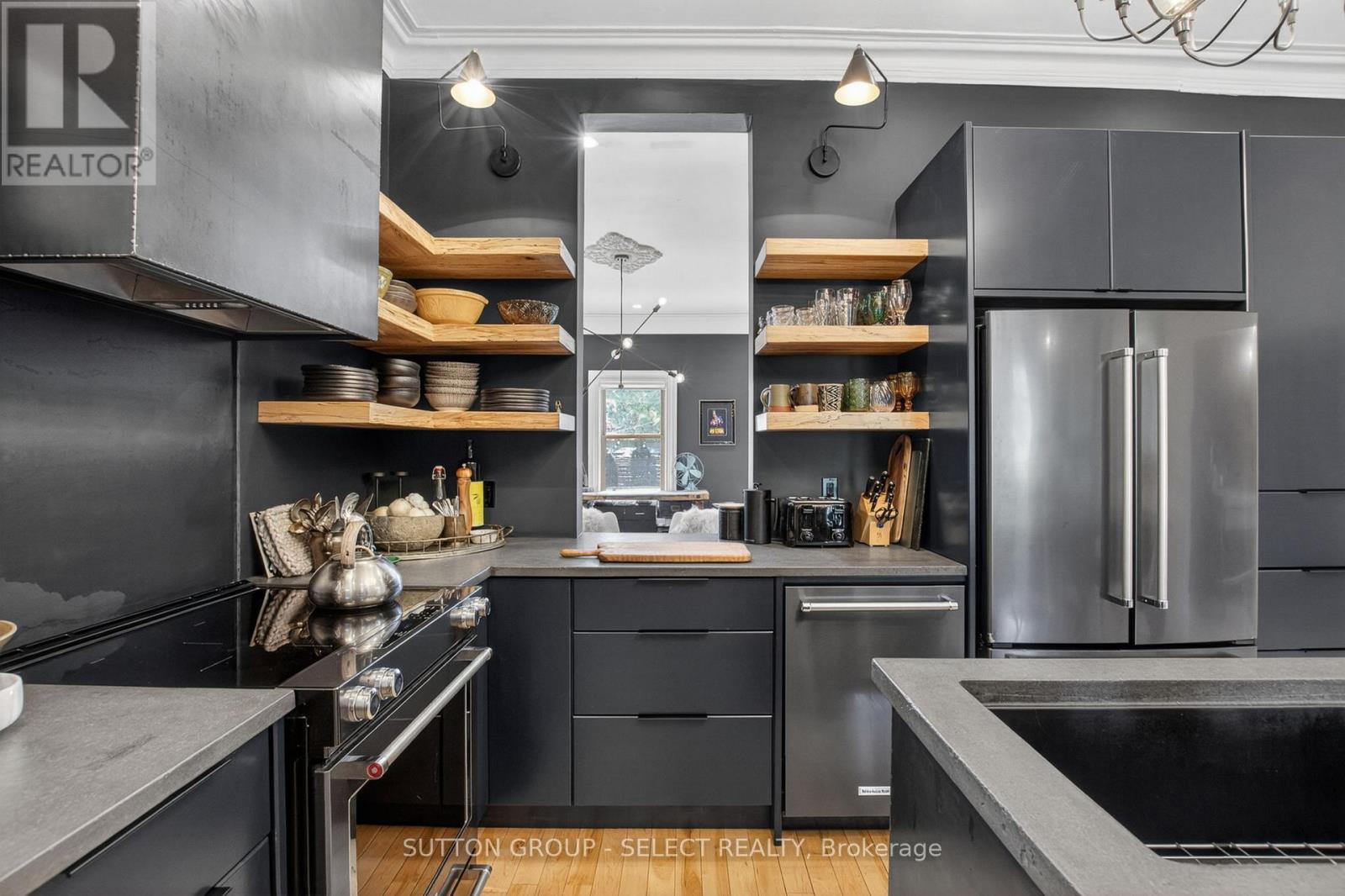 309 Cromwell Street Property Photo 13