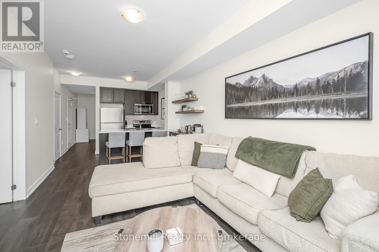 701 - 450 Dundas Street E Property Photo 10