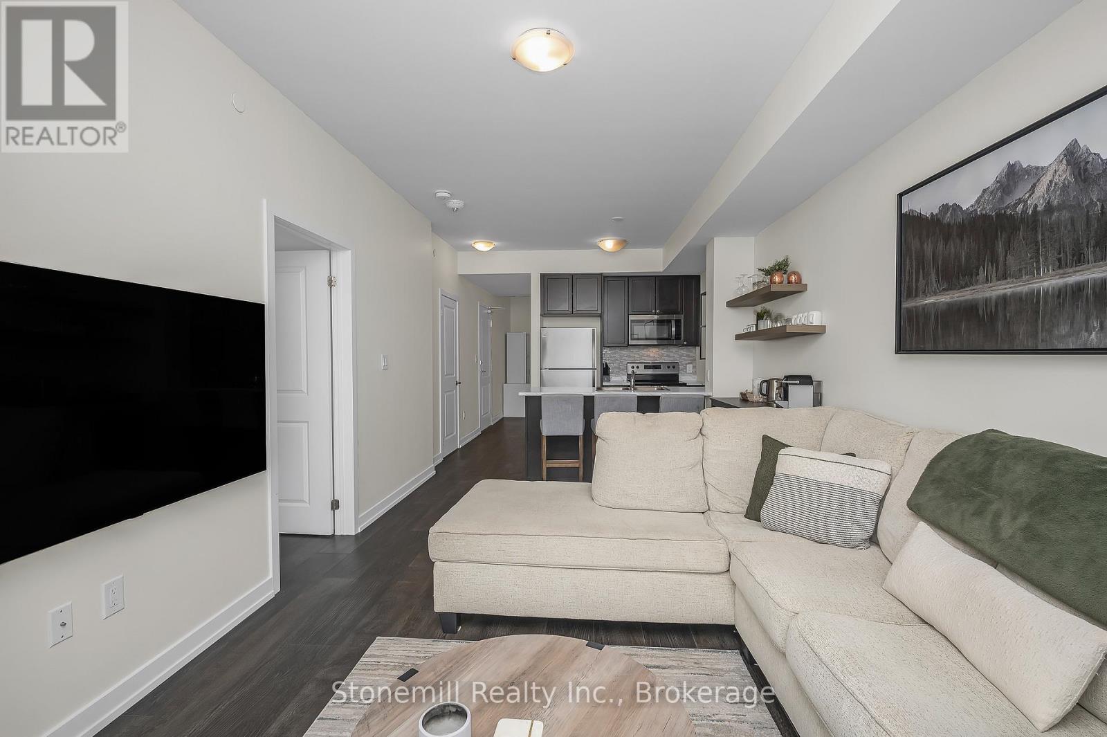 701 - 450 Dundas Street E Property Photo 14