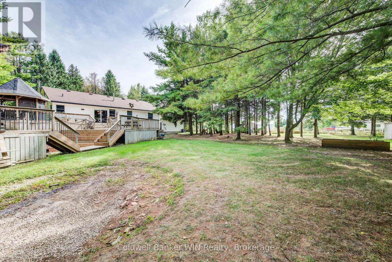 7356 Sideroad 12 Property Photo 42