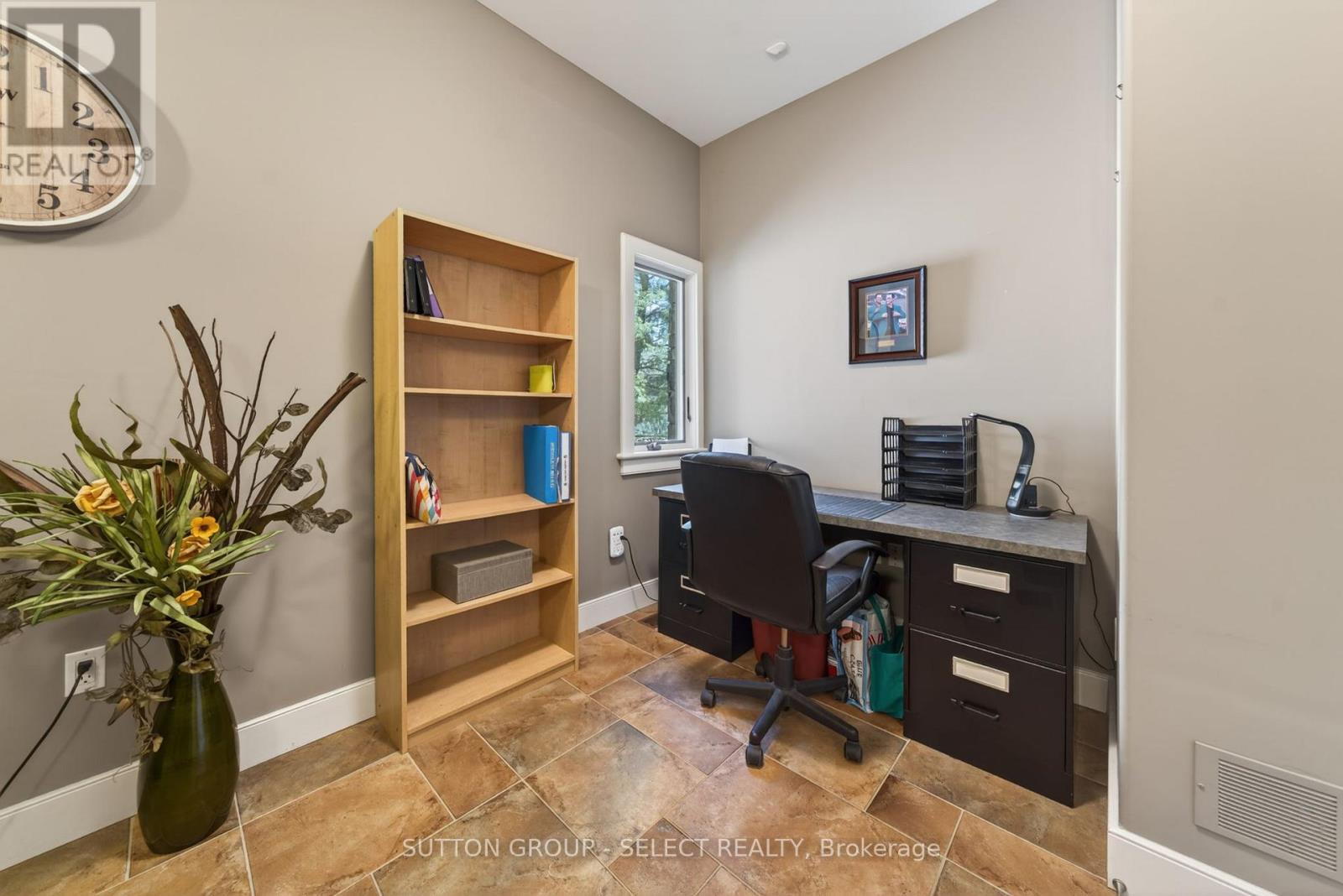 4544 Lakeshore Road Property Photo 23