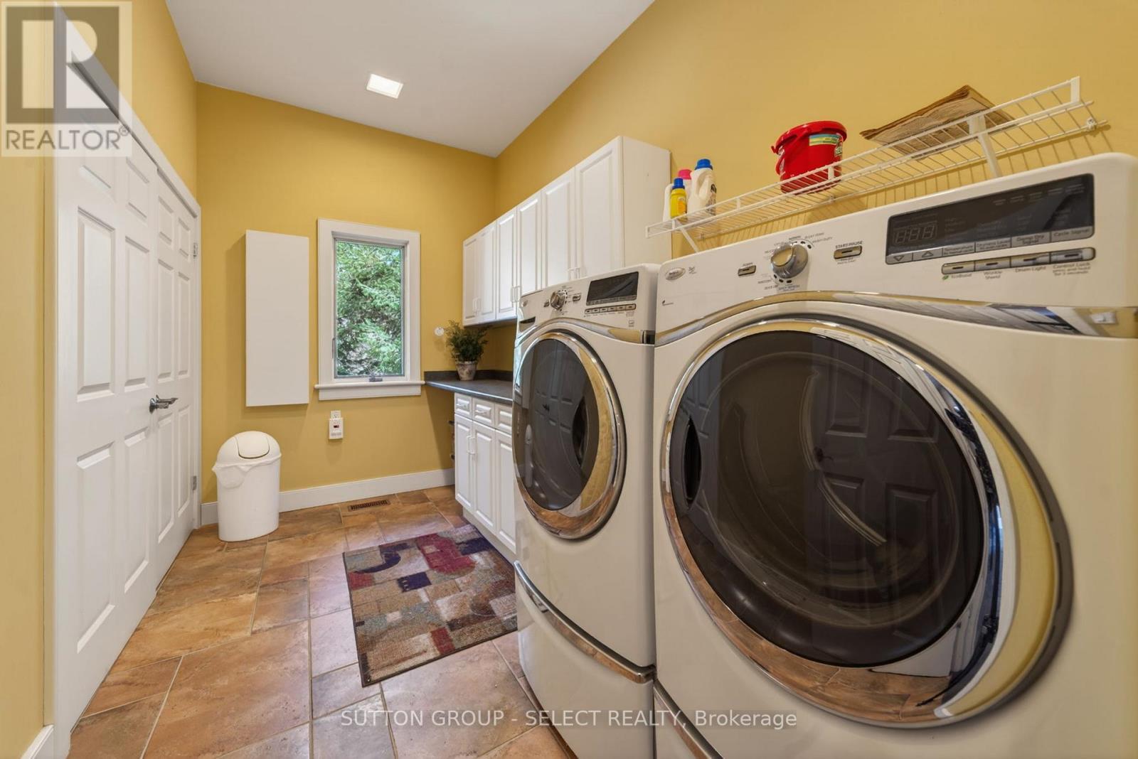4544 Lakeshore Road Property Photo 24