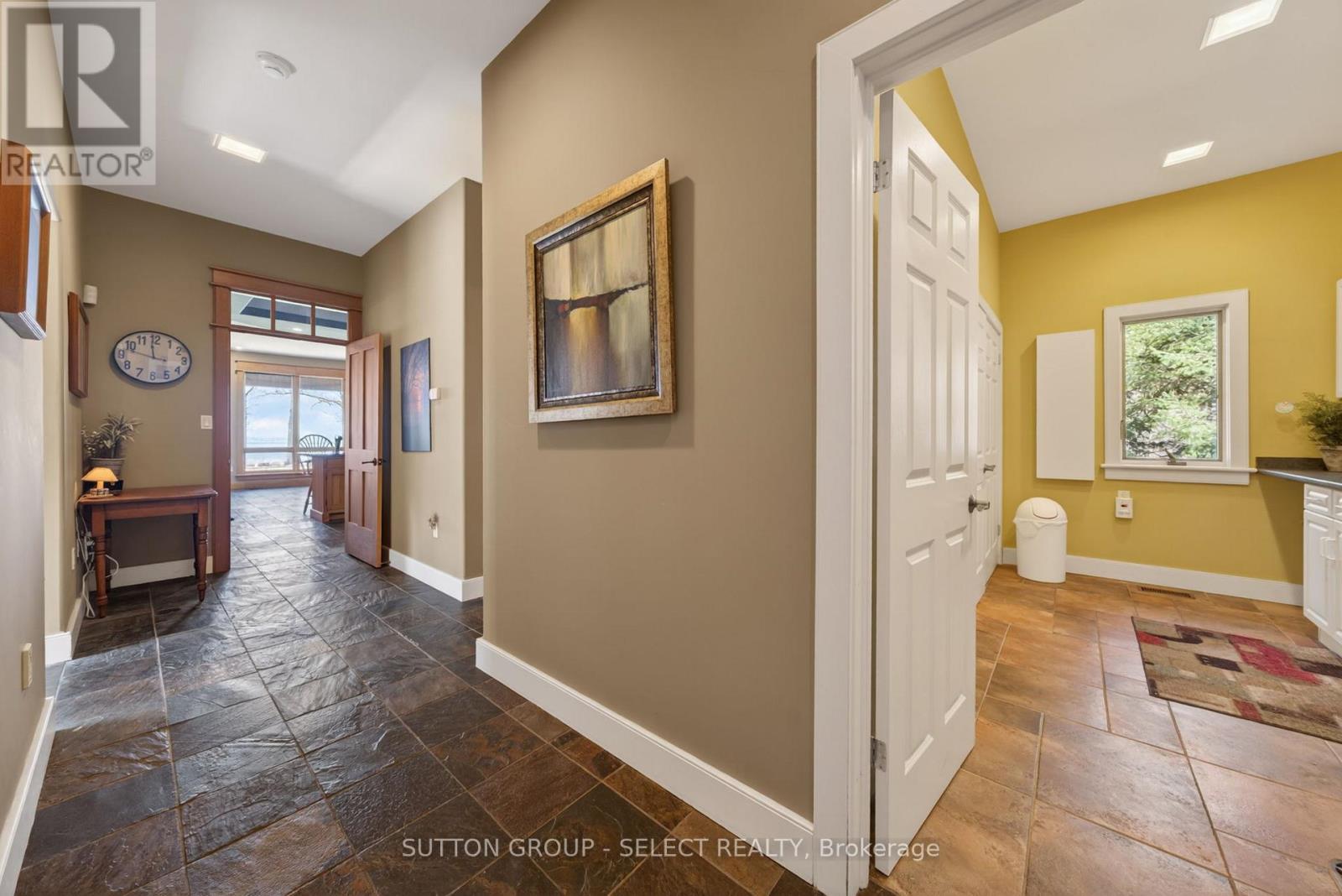 4544 Lakeshore Road Property Photo 26