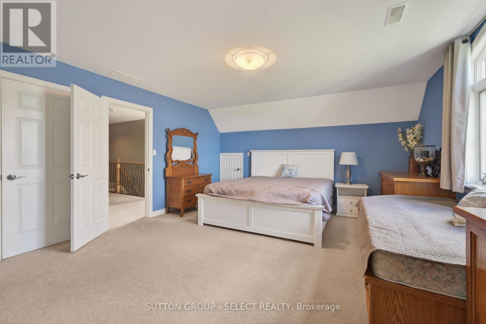 4544 Lakeshore Road Property Photo 28