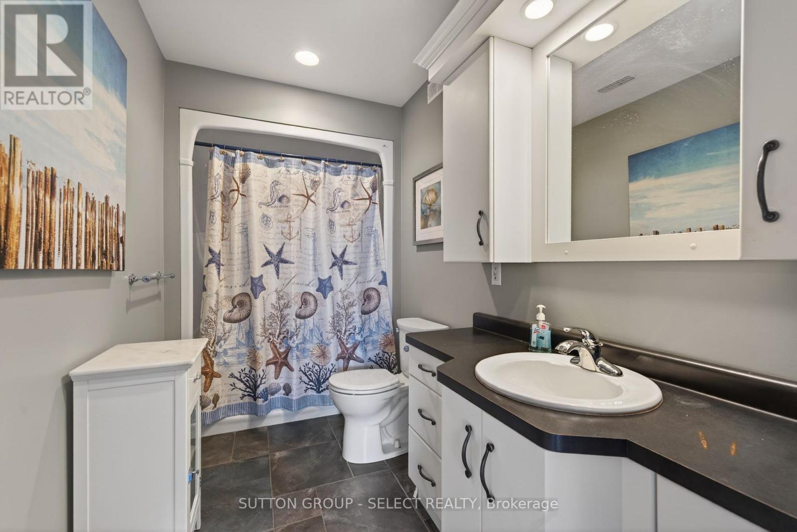 4544 Lakeshore Road Property Photo 30
