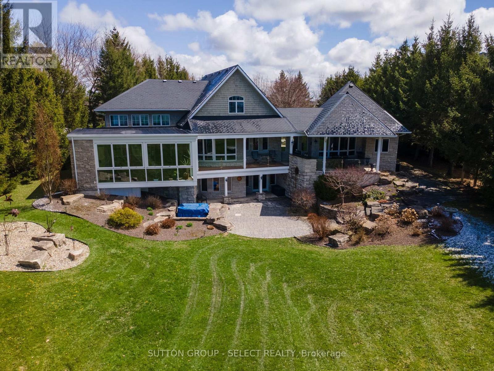 4544 Lakeshore Road Property Photo 39
