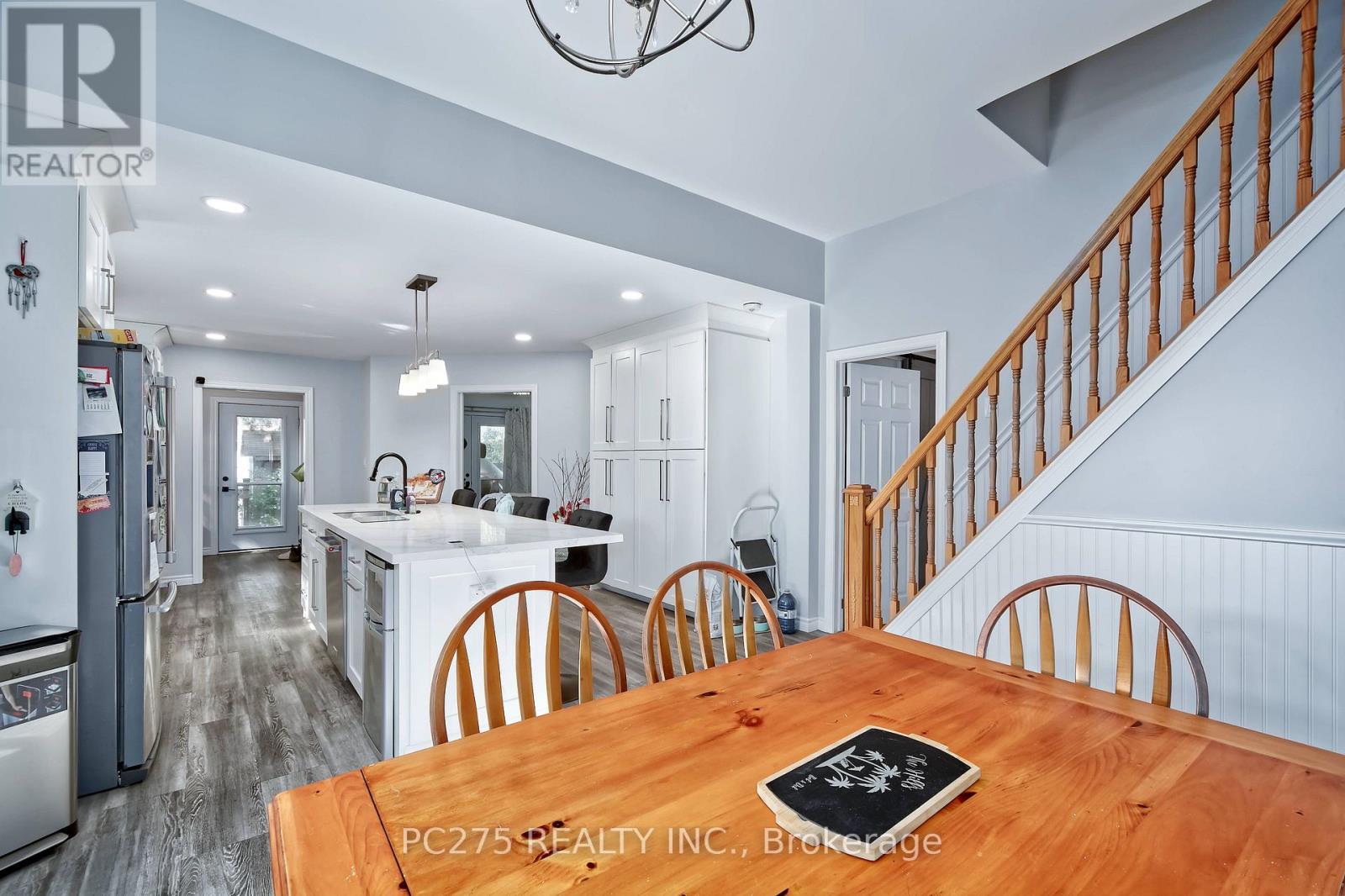 20 Maple Street Property Photo 12