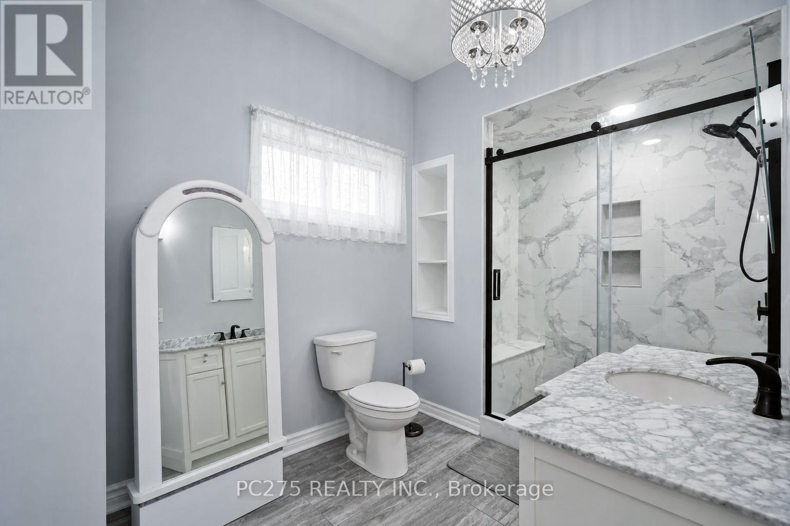 20 Maple Street Property Photo 18