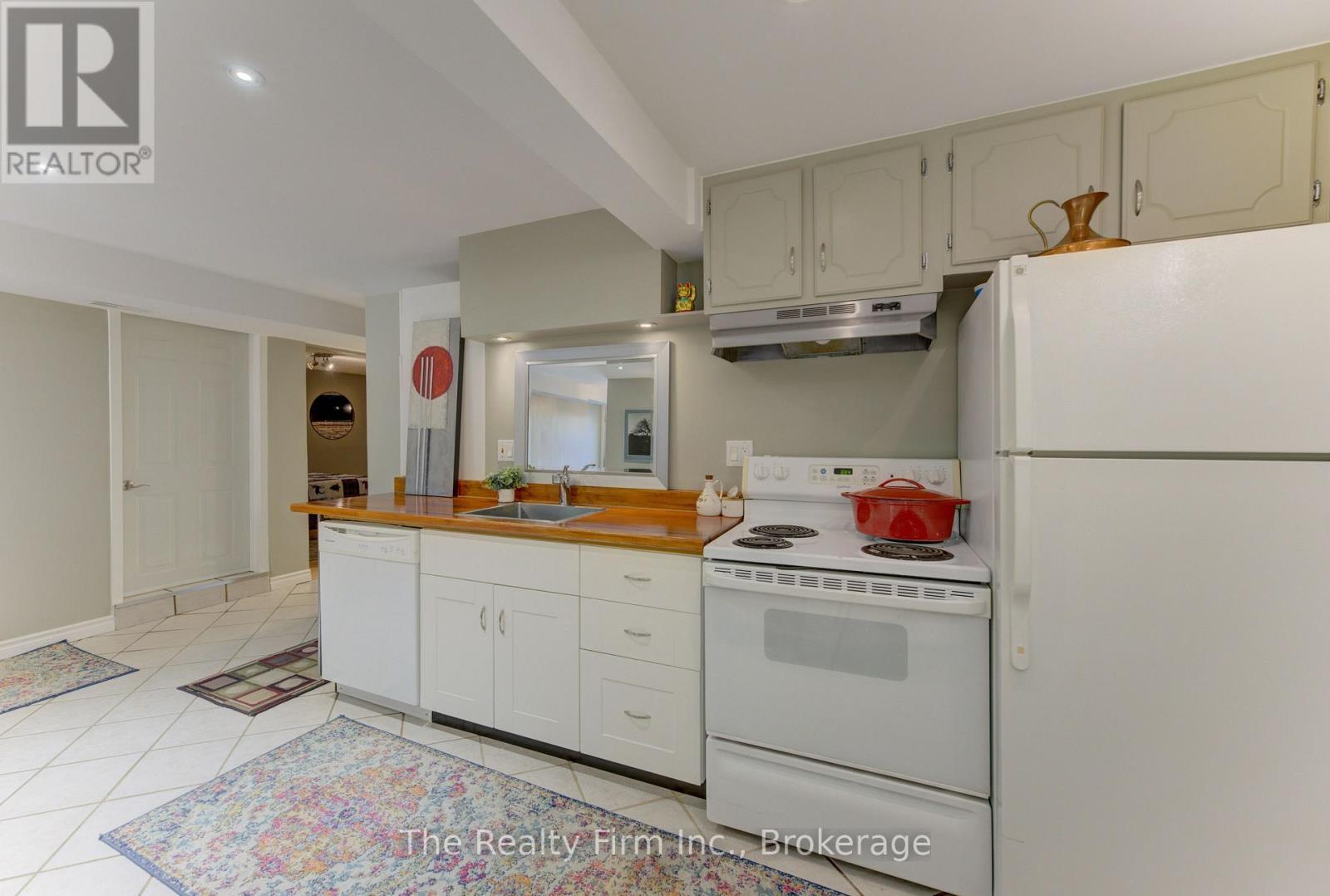 218 Forestwood Drive Property Photo 28