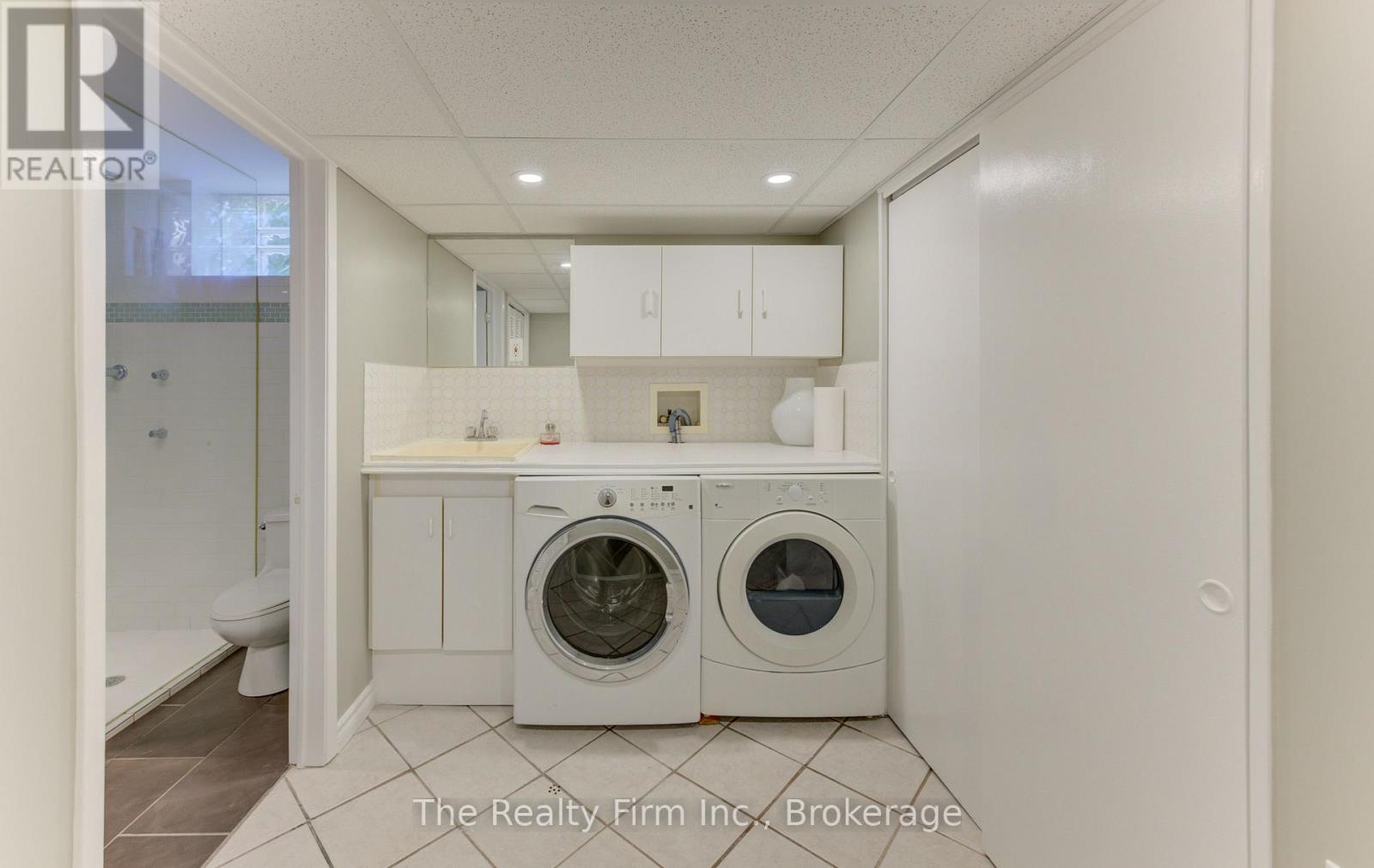 218 Forestwood Drive Property Photo 34