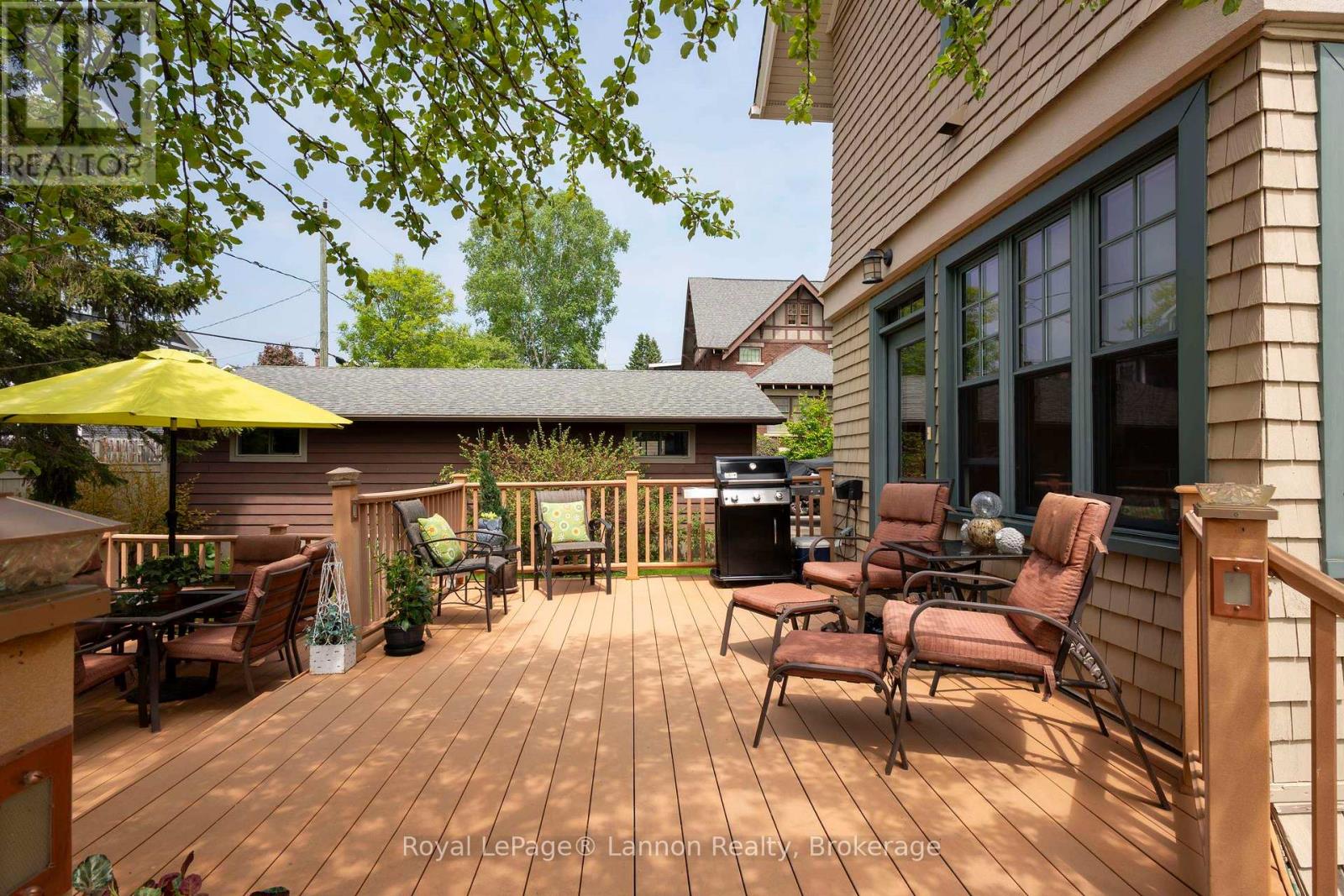 34 Winnipeg Avenue Property Photo 4