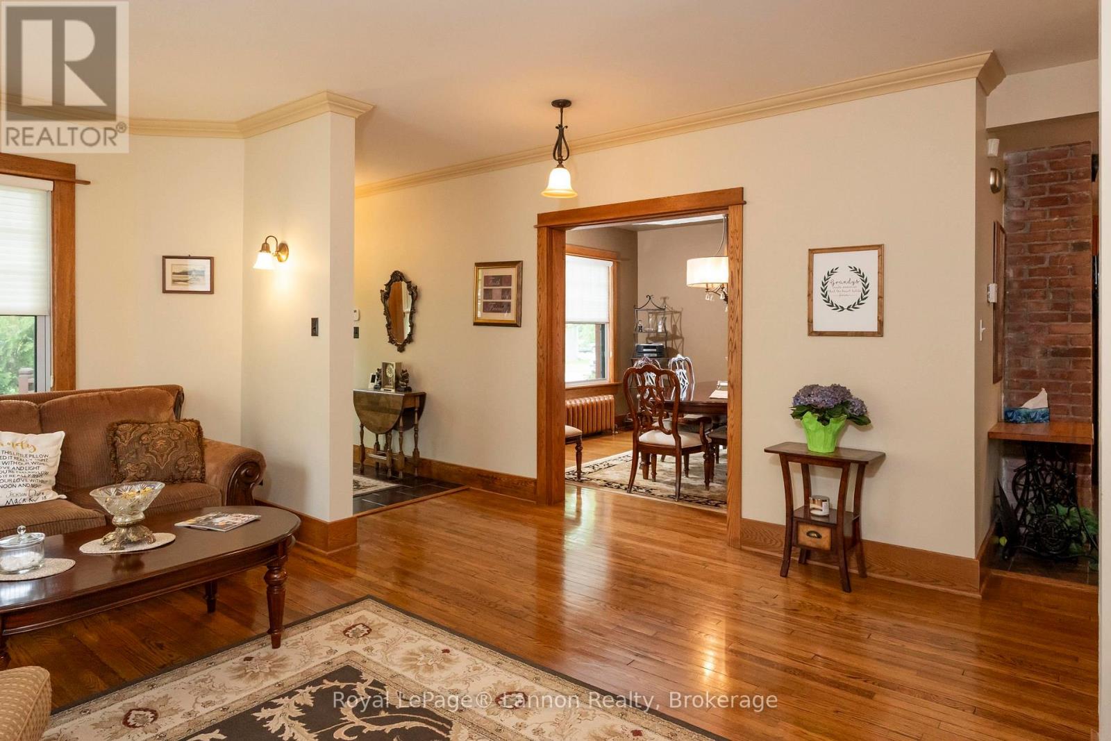 34 Winnipeg Avenue Property Photo 14