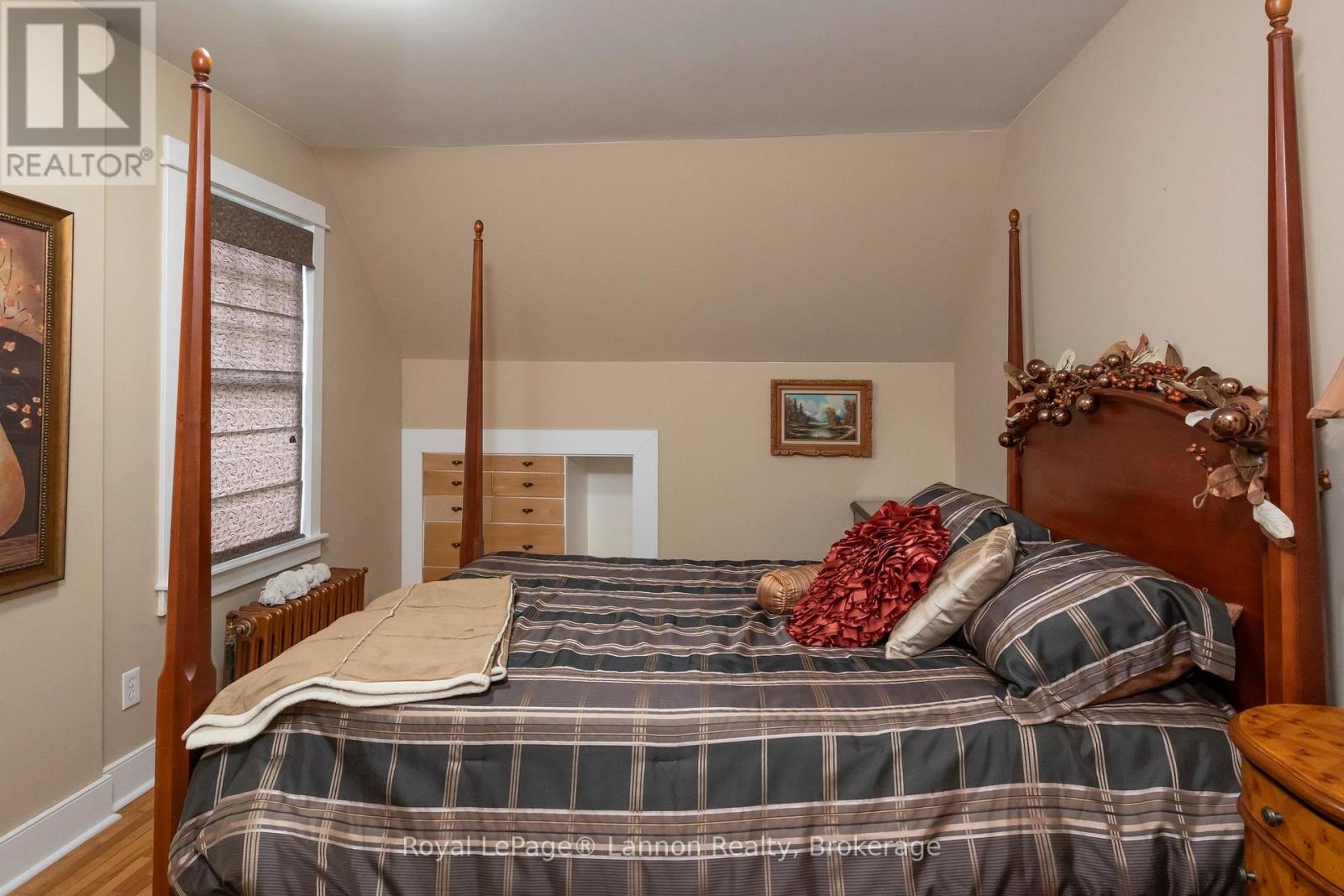 34 Winnipeg Avenue Property Photo 23