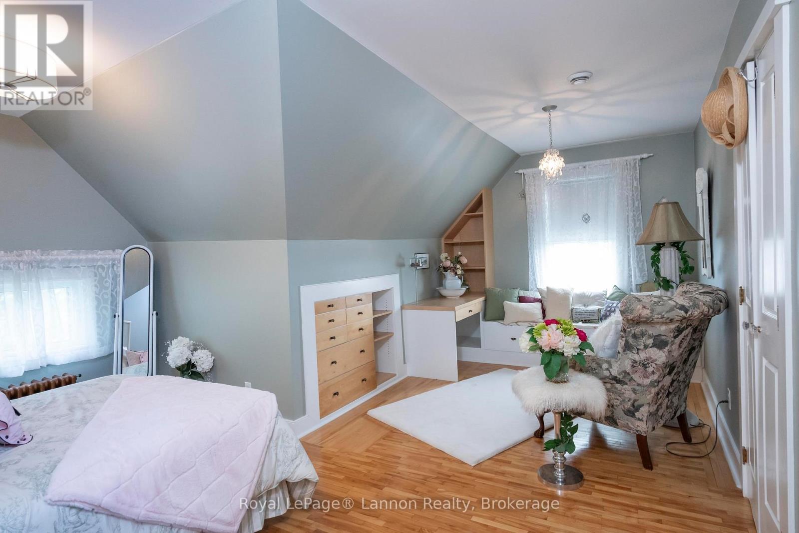 34 Winnipeg Avenue Property Photo 24