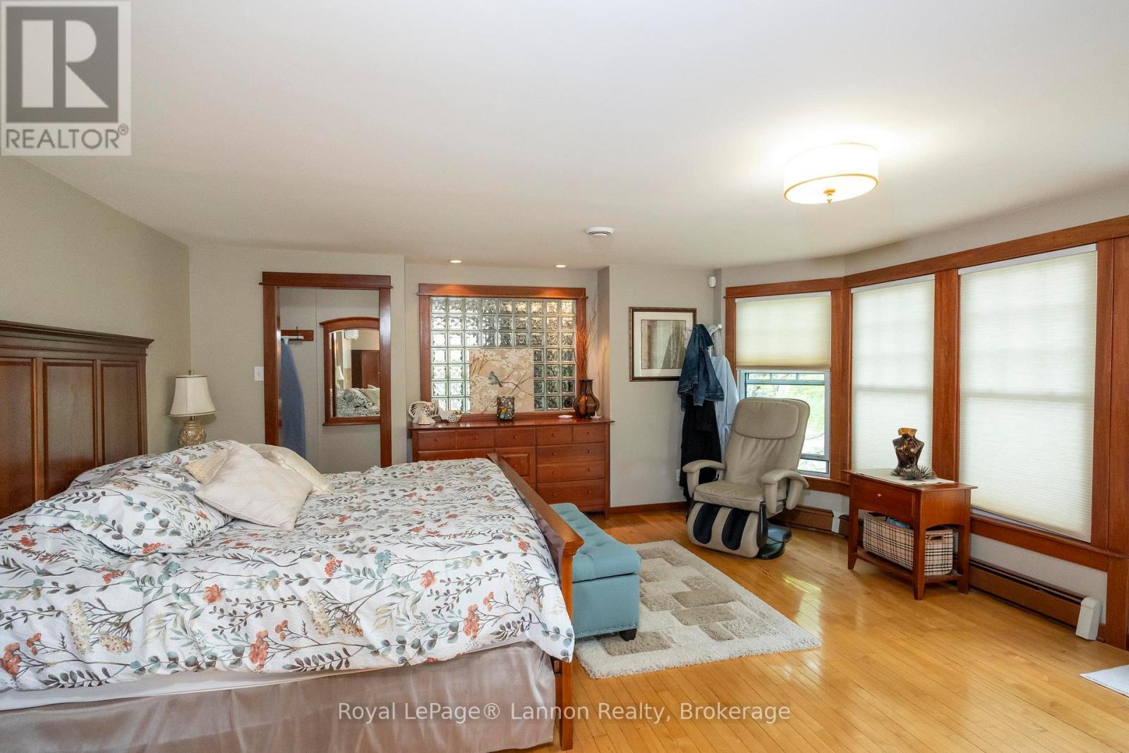 34 Winnipeg Avenue Property Photo 31