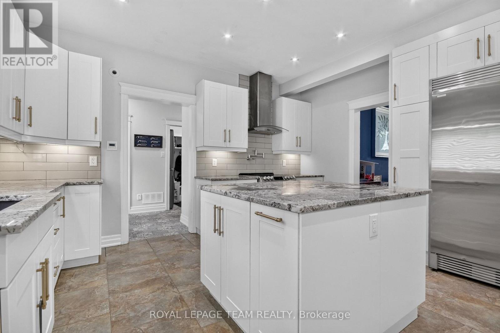 6330 Second Line Road Property Photo 14