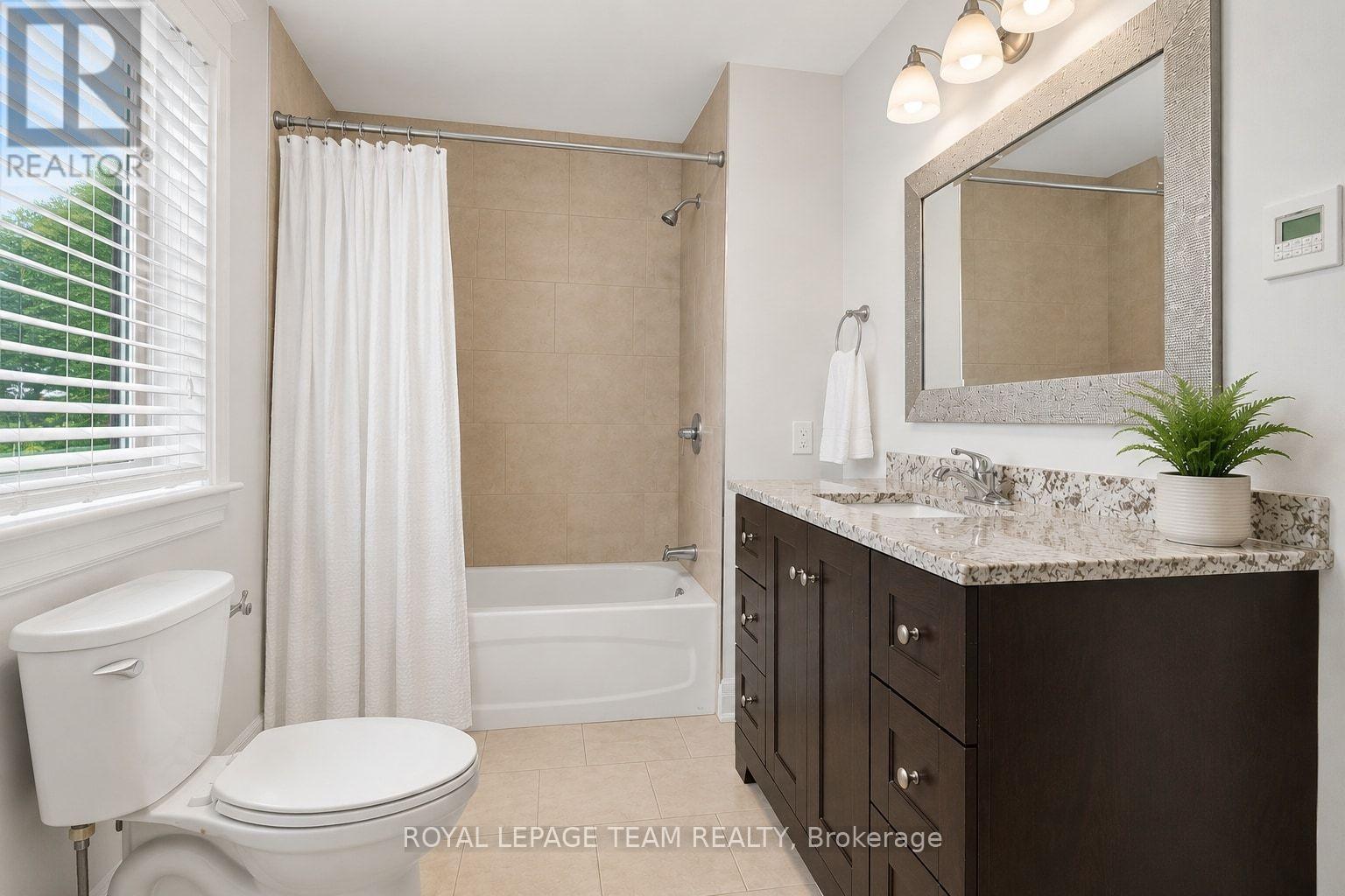 6330 Second Line Road Property Photo 29