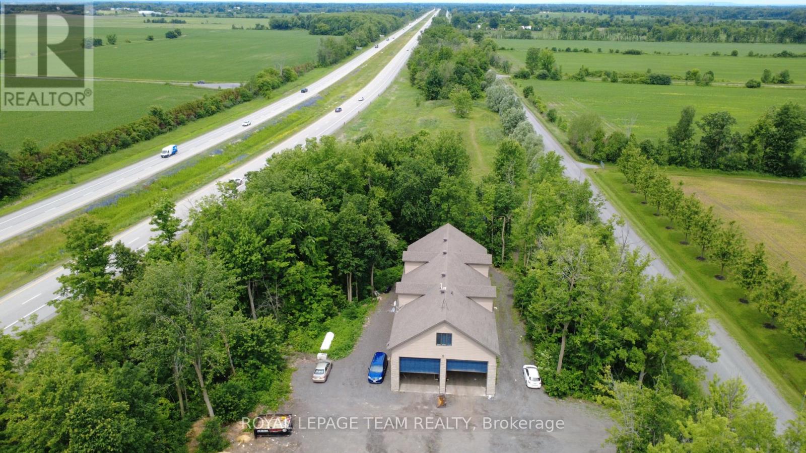 6330 Second Line Road Property Photo 44