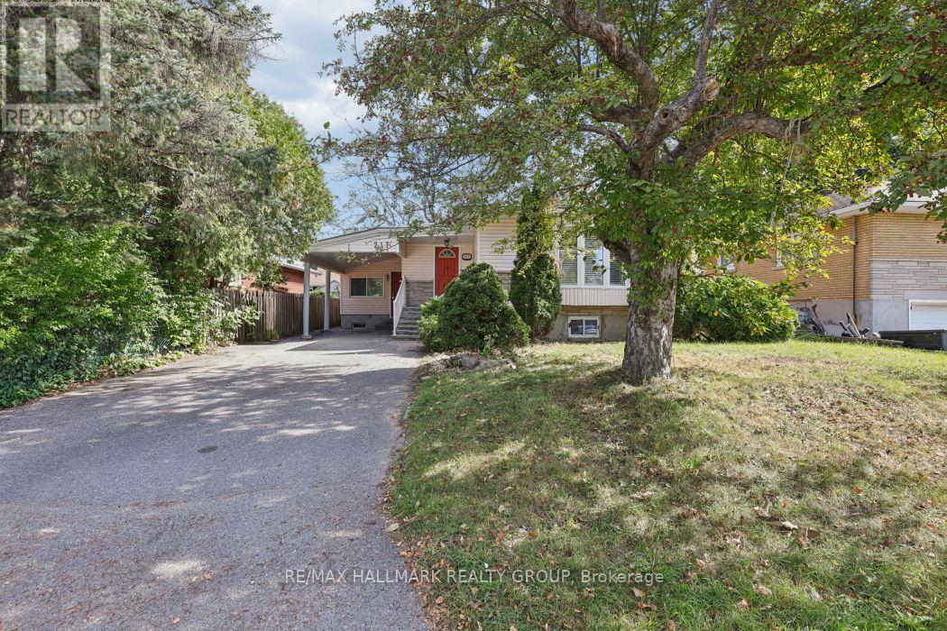 211 Harcourt Avenue Property Photo 2
