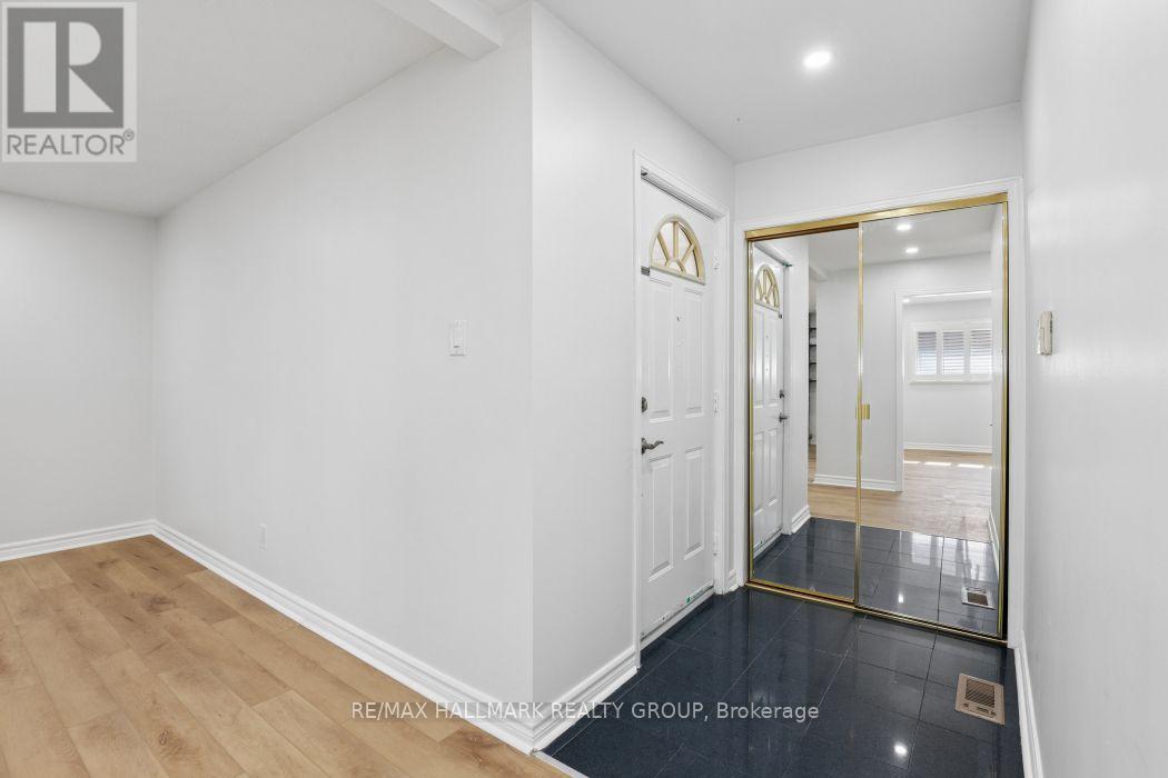 211 Harcourt Avenue Property Photo 6