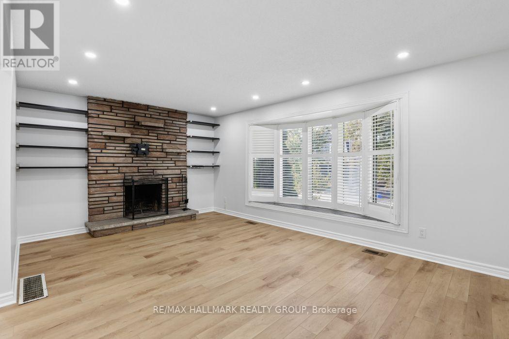 211 Harcourt Avenue Property Photo 7