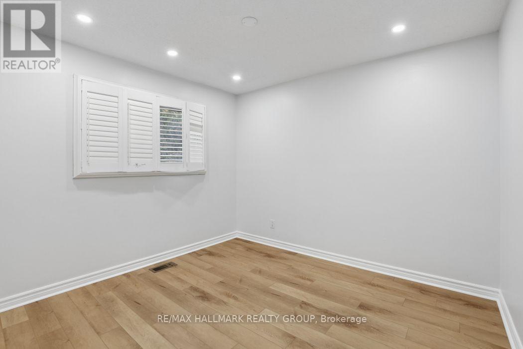 211 Harcourt Avenue Property Photo 17