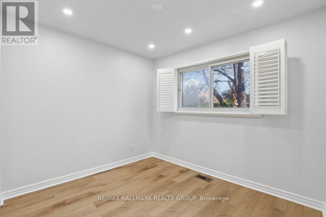 211 Harcourt Avenue Property Photo 18
