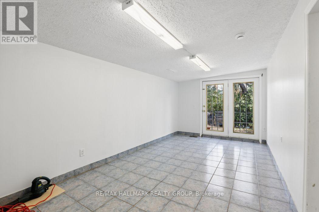 211 Harcourt Avenue Property Photo 20