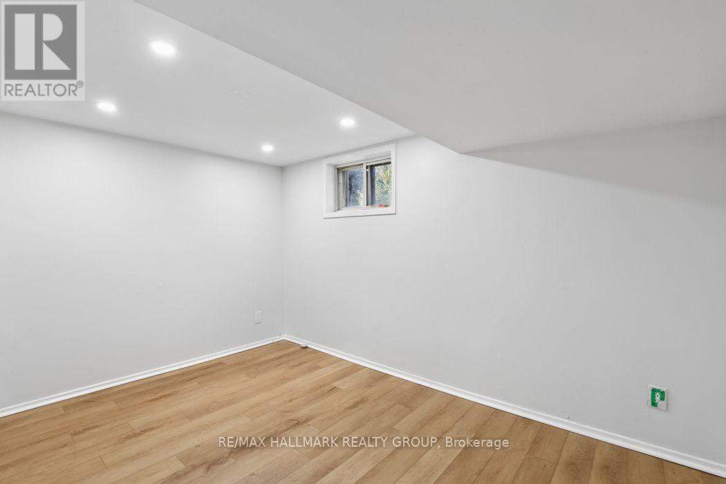 211 Harcourt Avenue Property Photo 25