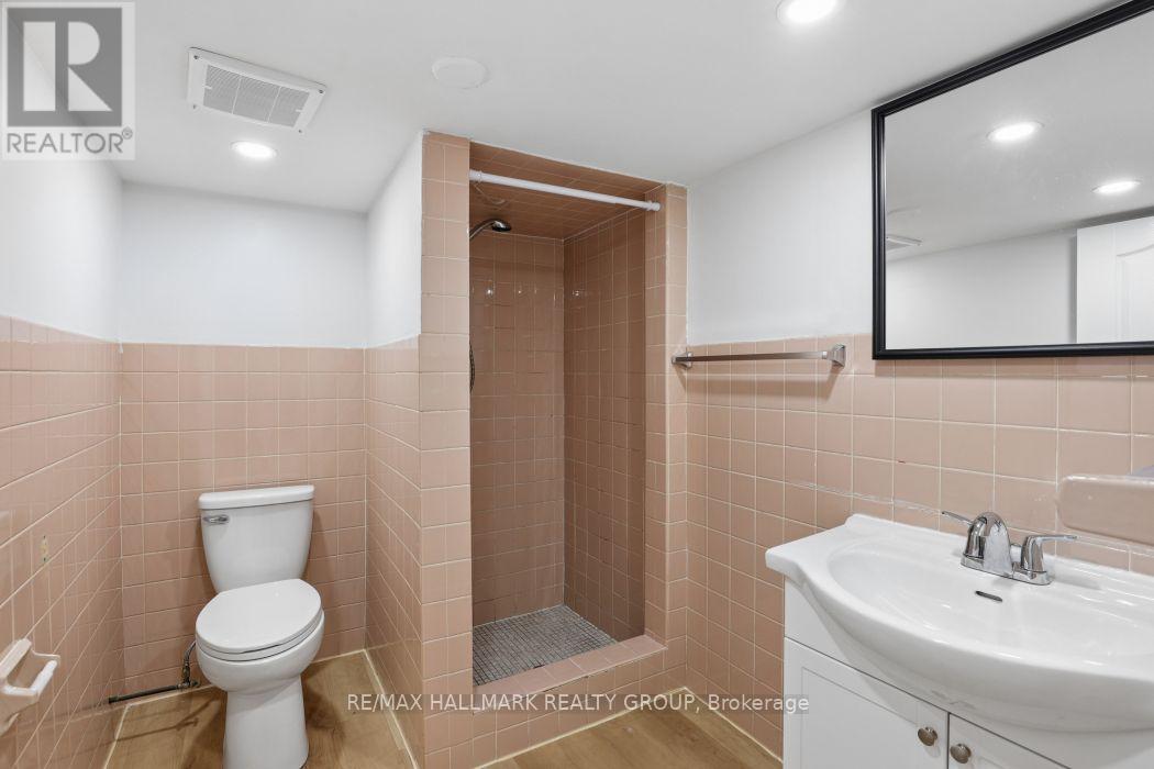 211 Harcourt Avenue Property Photo 26