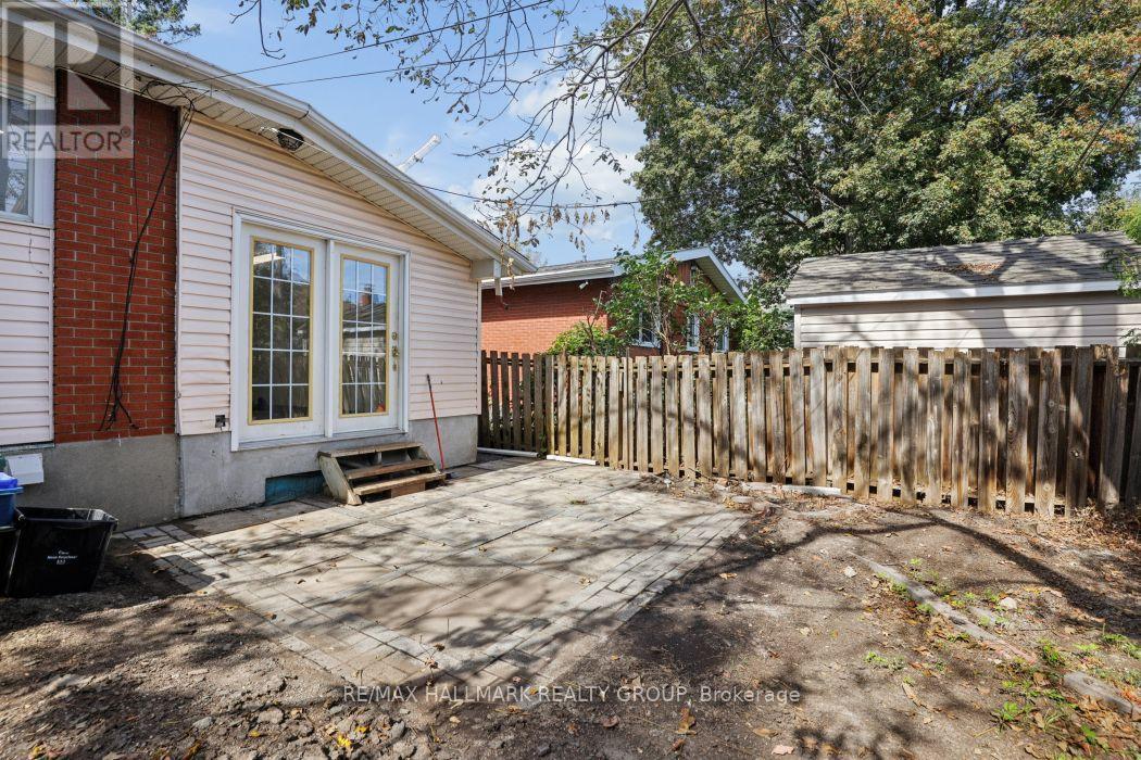 211 Harcourt Avenue Property Photo 28