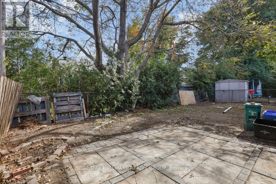 211 Harcourt Avenue Property Photo 29