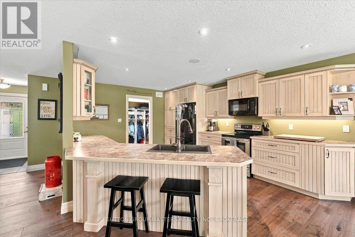 1304 County Road 64 Property Photo 10