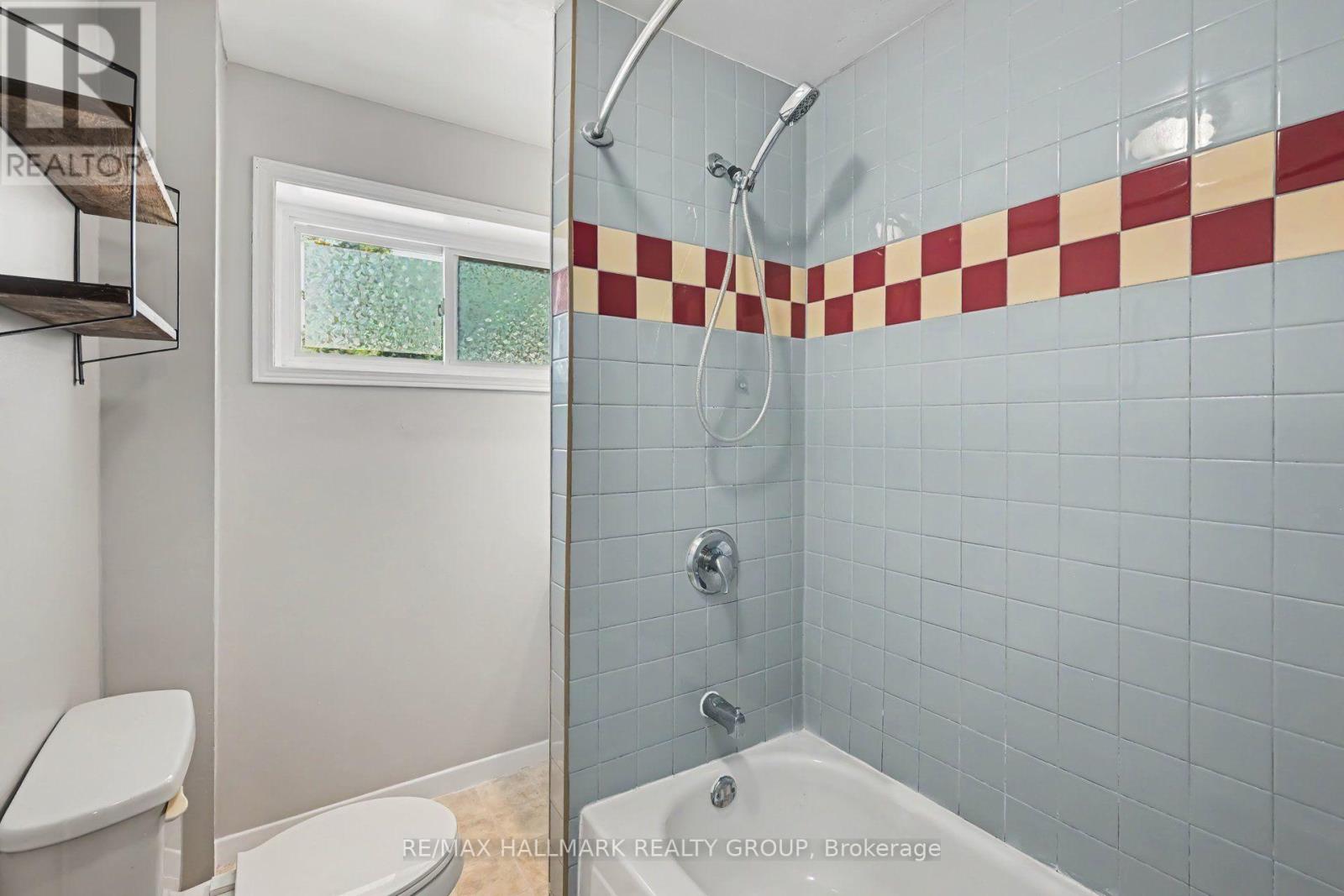 Unit 1 - 216 Bell Street Property Photo 12