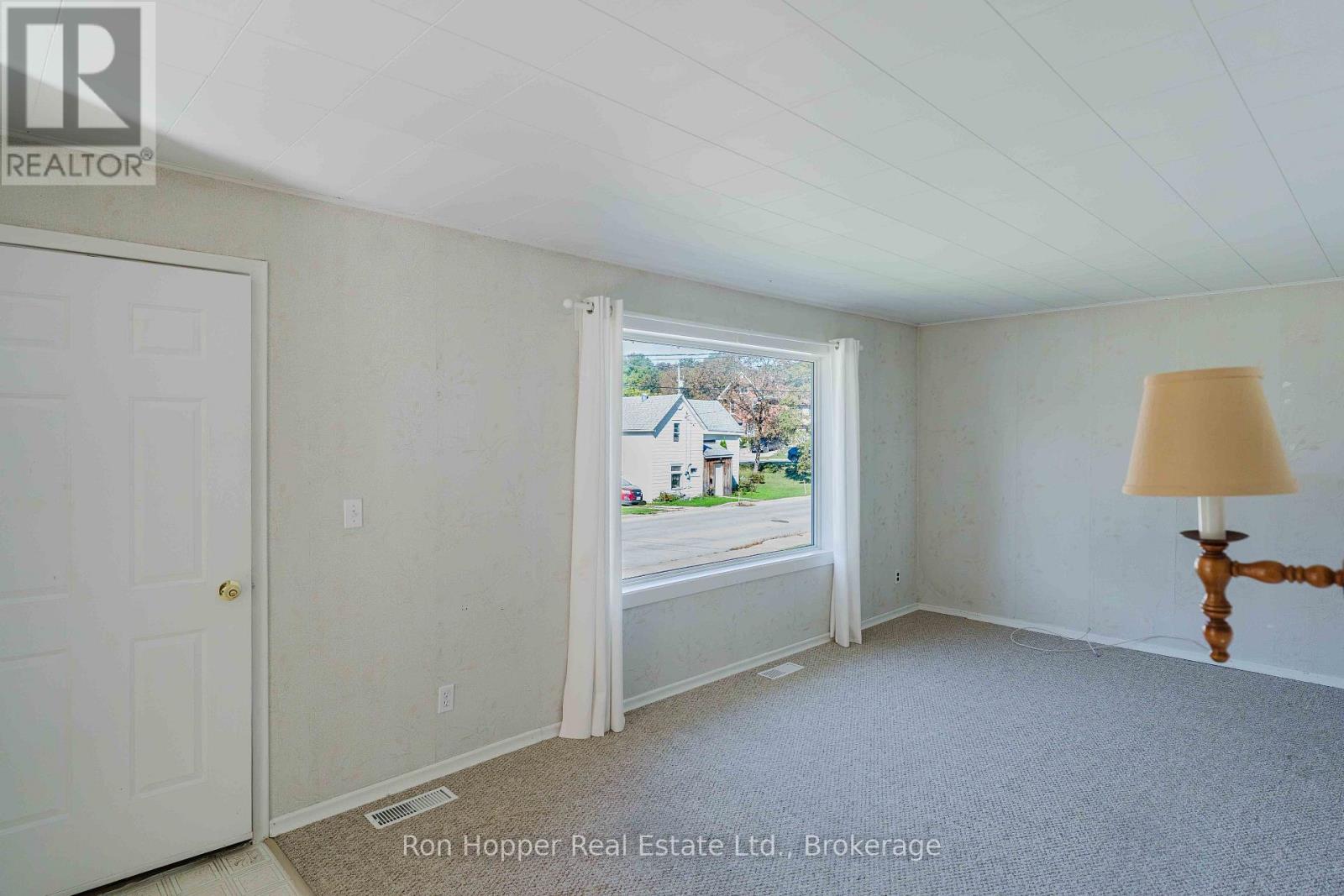 775 8th Avenue E Property Photo 17